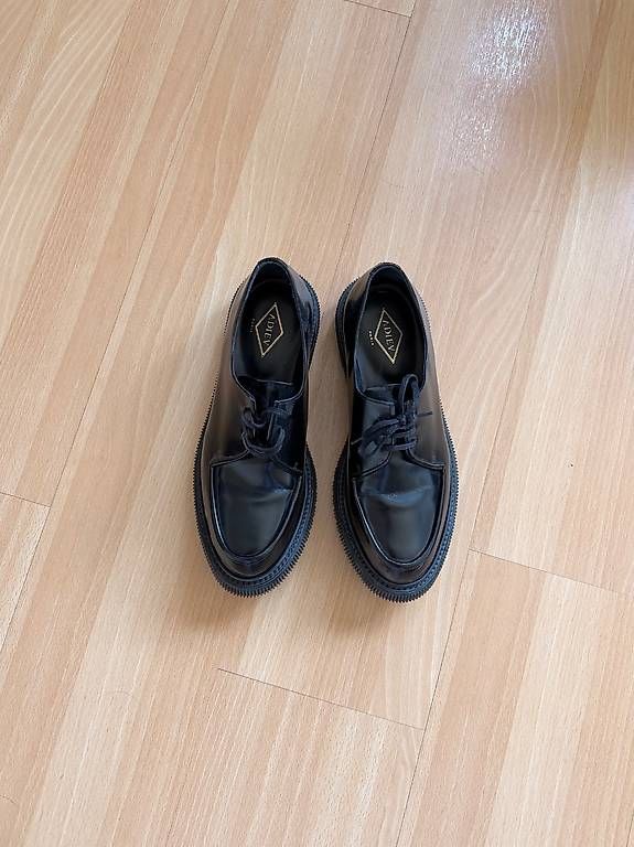 Damenschuhe: Adieu Paris lederschuhe – Gebraucht aus Aarau von naw_6zvr