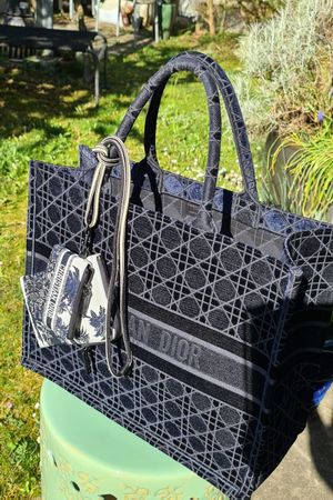 Dior book tote large blauer Samt