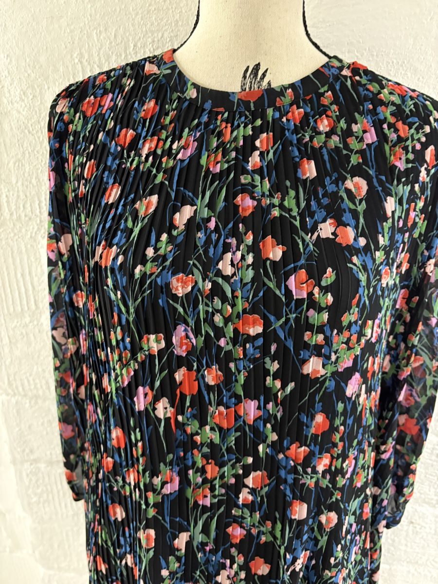 Zara Kleider: Damen Kleid,Gr.L(M)Zara – Gebraucht aus Winterthur von Nena222 1