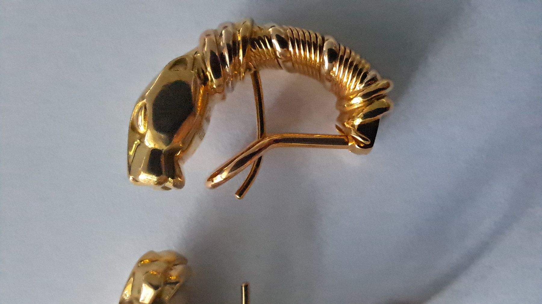 Cartier Boucles d'oreille: Wunderschöne Ohrstecker von Cartier – D'occasion à Pfäffikon ZH par Valsangiaccomo 3