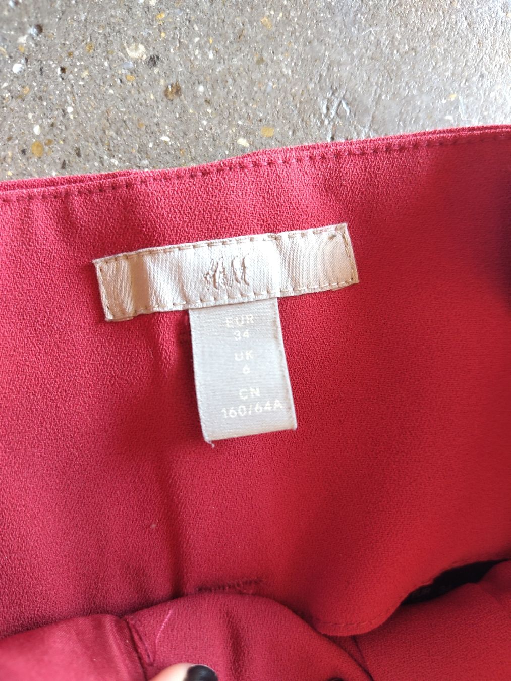 H&M Pantaloni: Rote Hose – Nuovo (secondo la descrizione) da Zürich venduto da aurelie.99 2