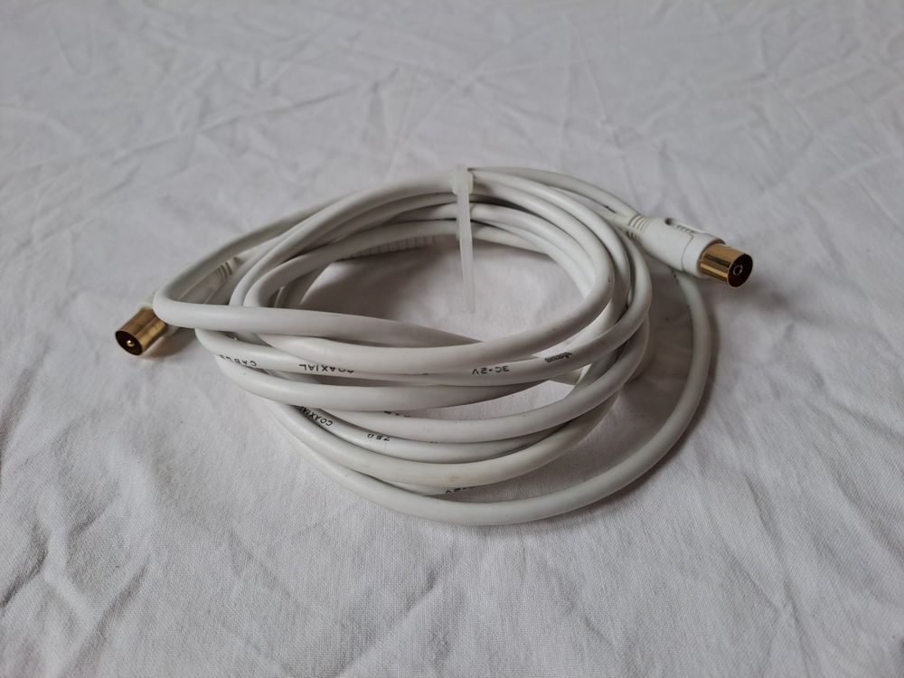 Vivanco HQ HDTV Antennenkabel, Koaxstecker Koaxkupplung, 110dB, 24K Vergoldete Kontakte, Weiß, 5,0m
