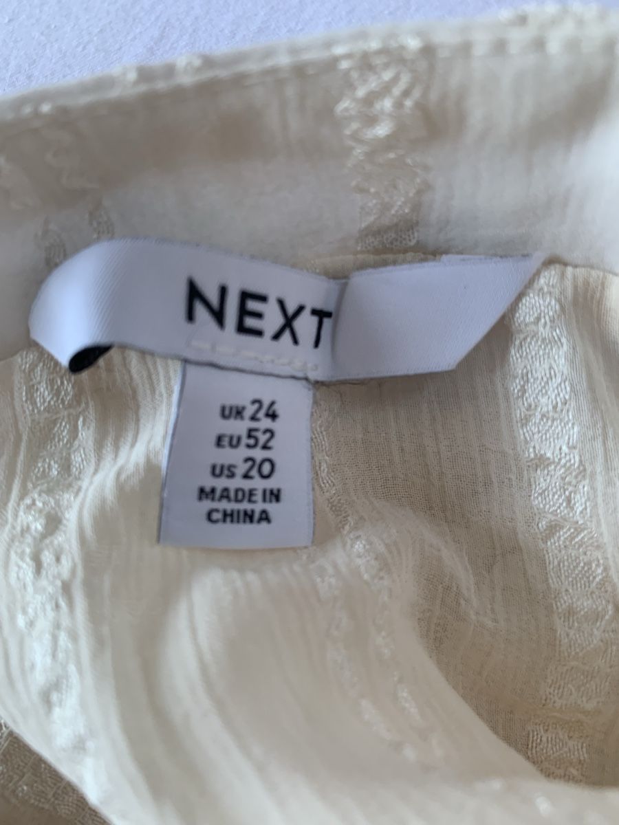 Next Blusen: Luftige Bluse von NEXT Gr. 52, neuwertig, creme – Gebraucht aus Ellikon an der Thur von Bali1999 6