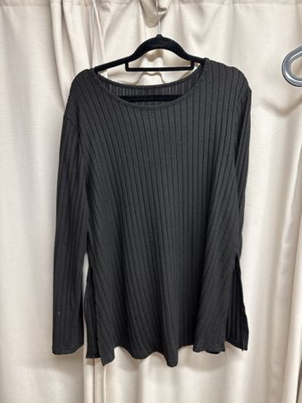 Leichter Pullover mit Schlitz (Schwangerschaft)