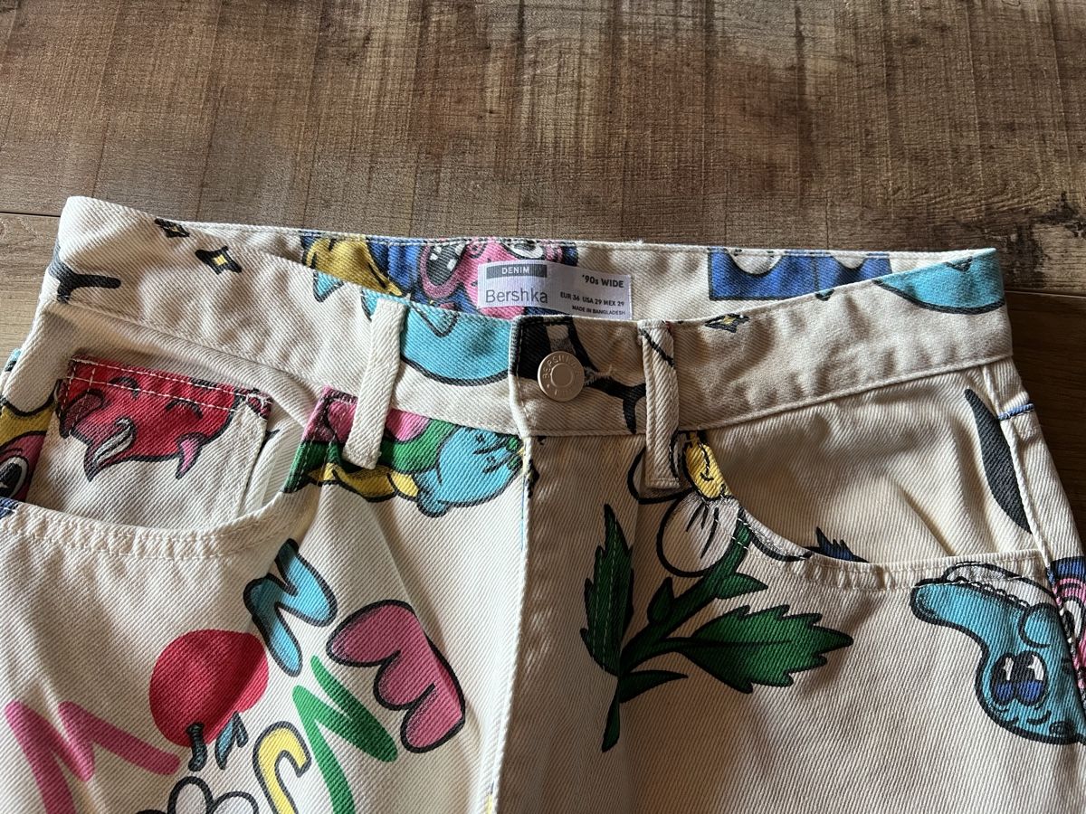 Bershka Jeans: BERSHKA Pantalon print – Usato da Genève venduto da mms_7w5q 2