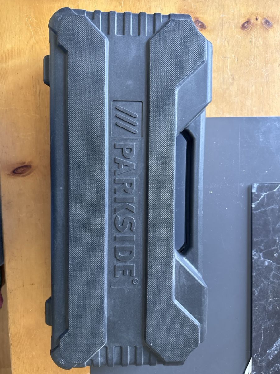 Parkside Scies: Parkside Säbelsäge PFS 710 B1 mit Koffer – D'occasion à Ebikon par Bjon23 1