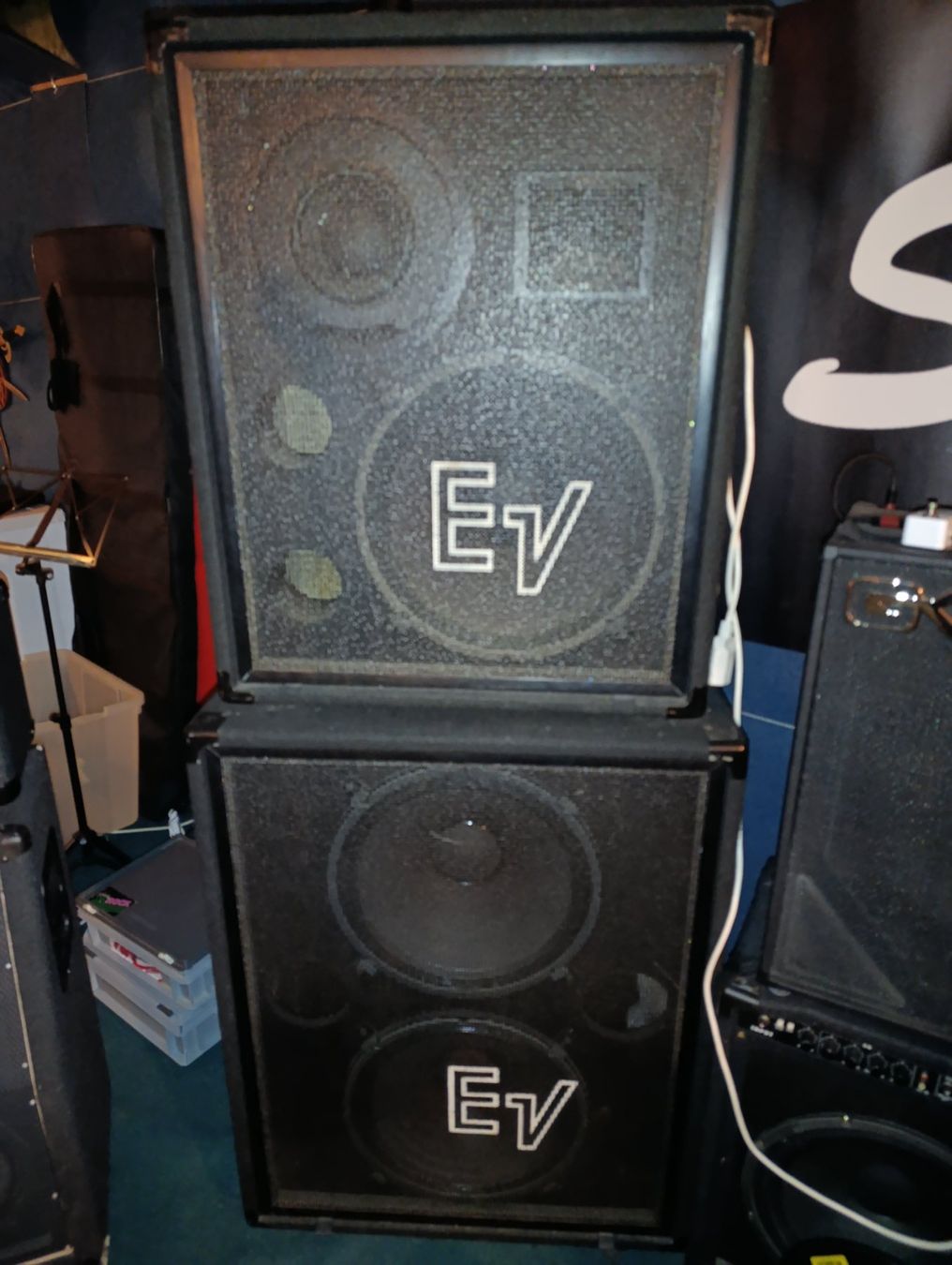 Electro-voice Lautsprecher: Lot sonorisation complet : DSP, HP, amplis, rack – Gebraucht aus Montpreveyres von top_gun5025 1