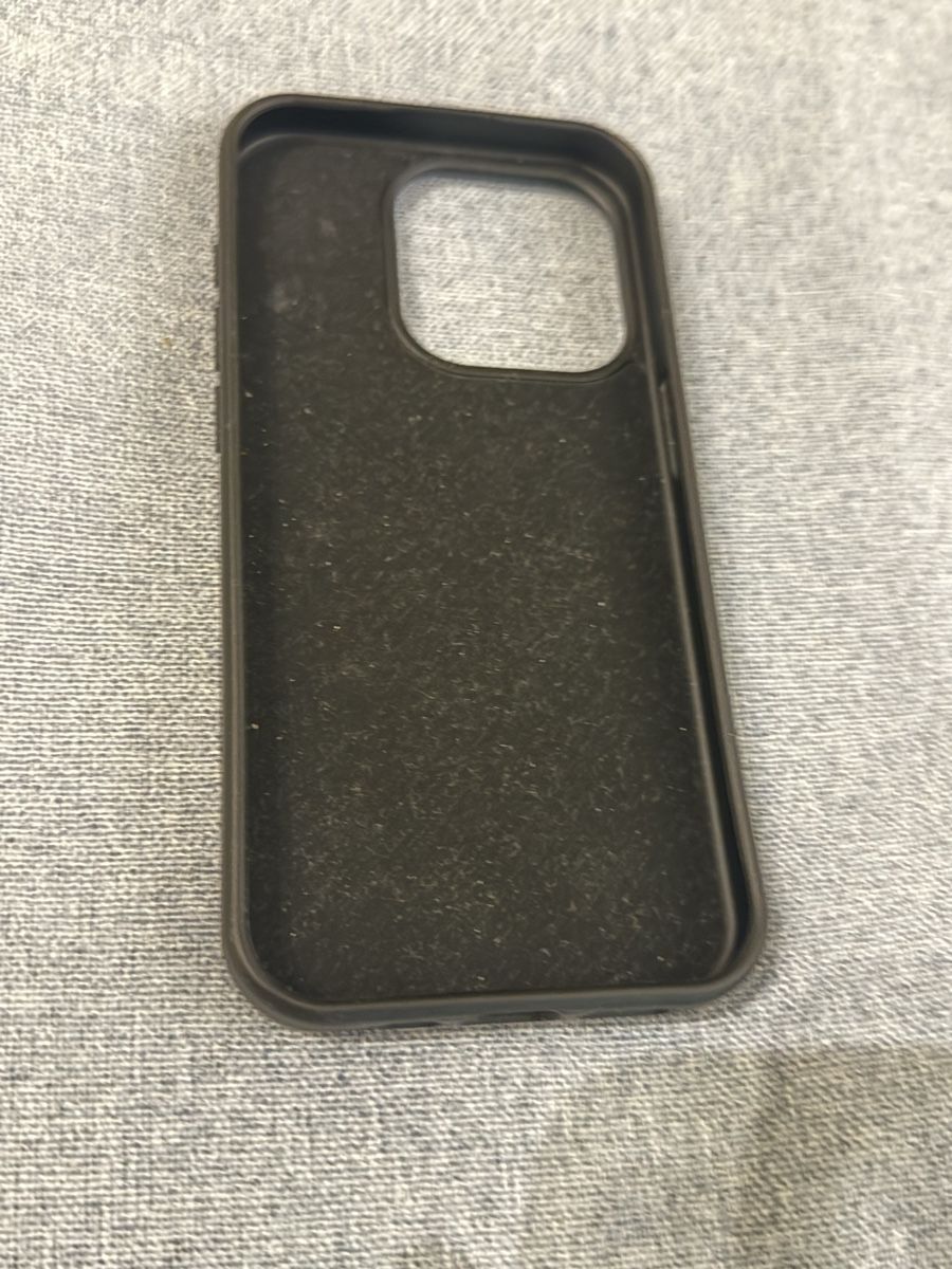 Apple Coques & Protection écran: Schwarzes iPhone 15 Pro Hülle mit Ständer neu – Neuf (Voir description) à Thundorf par reinventedshop_CH 1