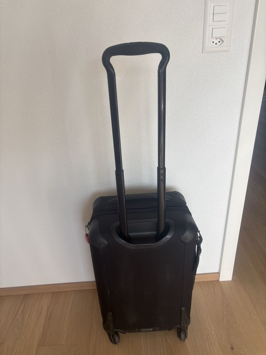 Tumi Valigie: Tumi suitcase carry on – Usato da Blonay venduto da herrhama 7