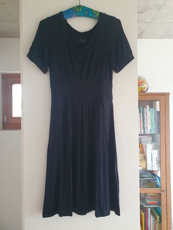 NEU Avant Première Kleid Gr. S