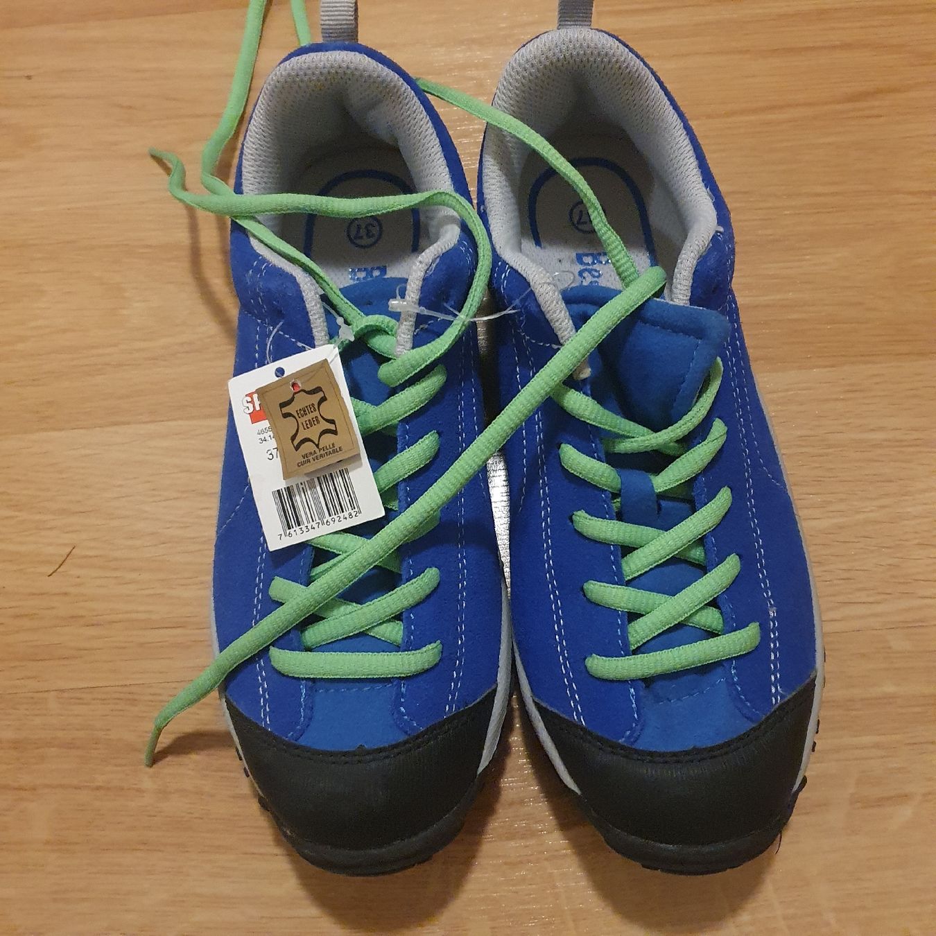Scarpe per ragazzi: Blaue Lederschuhe, Grösse 37, neu – Nuovo e nell'imballaggio originale da St. Gallen venduto da 1811123