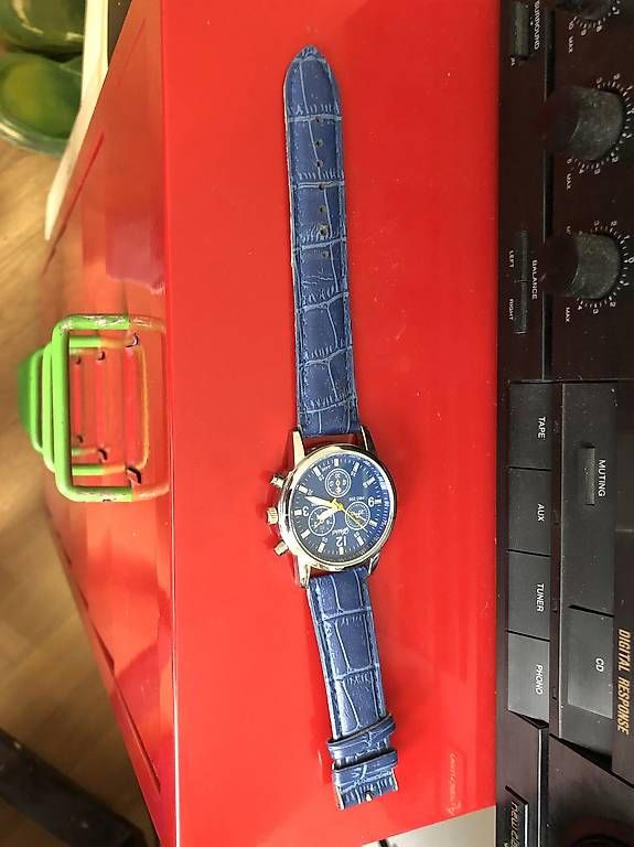 Uhren: Armband-Uhr blue – Gebraucht aus Villnachern von Jam_Music