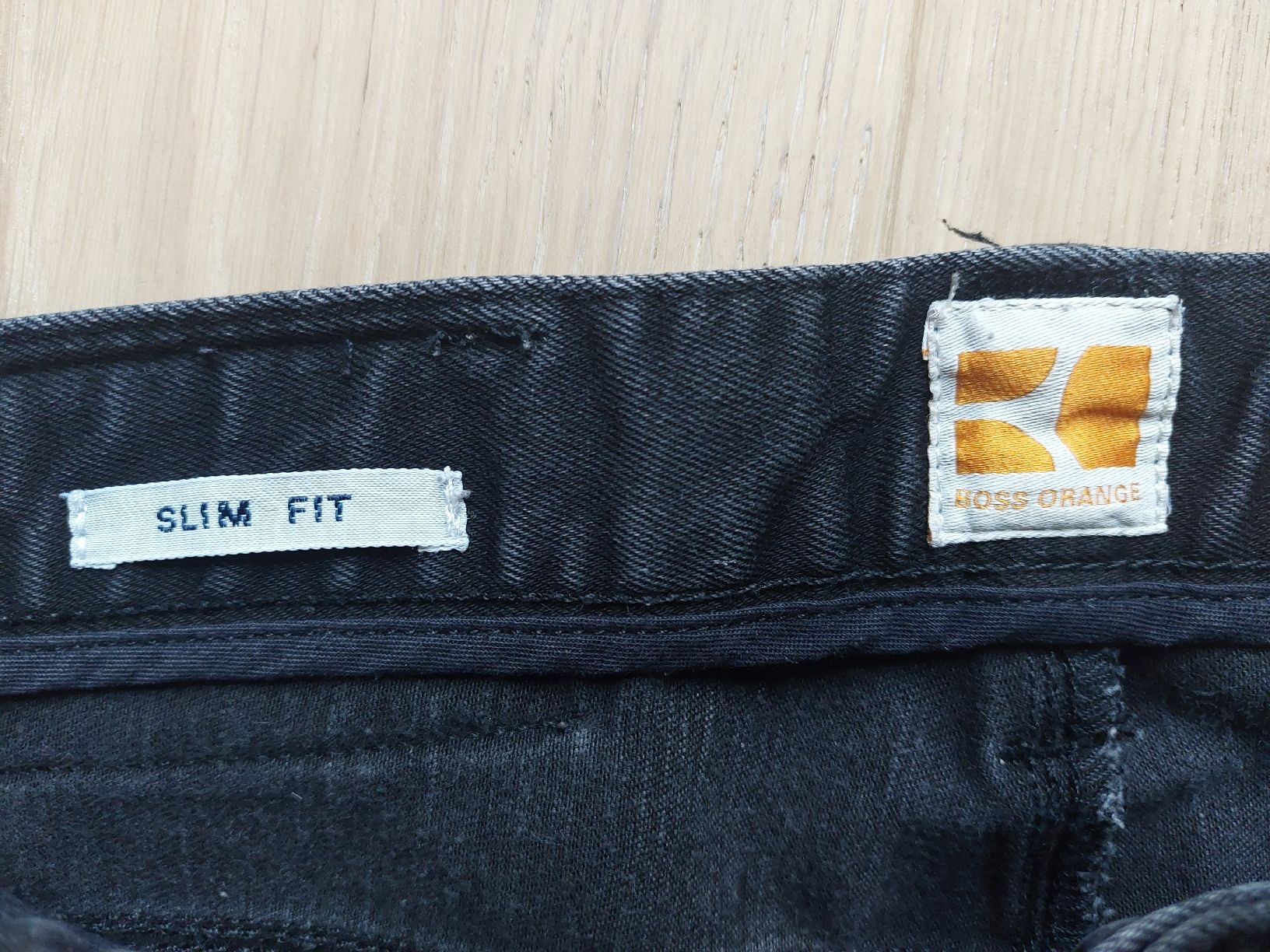 Hugo Boss Jeans: Schwarze Hugo Boss Jeans Grösse 30/32 – Gebraucht aus Eglisau von a_kleiner 4