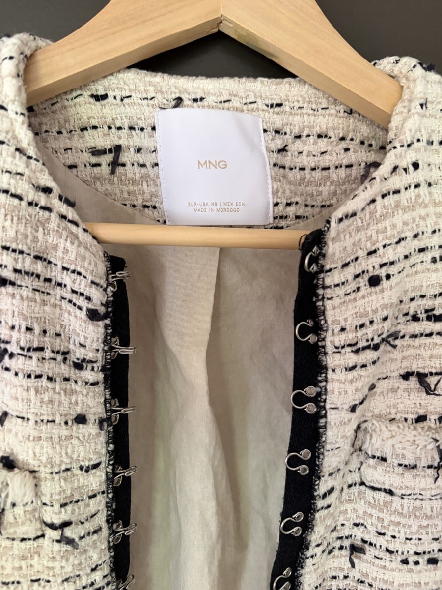 Mango Giacche: Mango tweed Jacket cream black fringe hook closure – Usato da Zürich venduto da FStewart 7