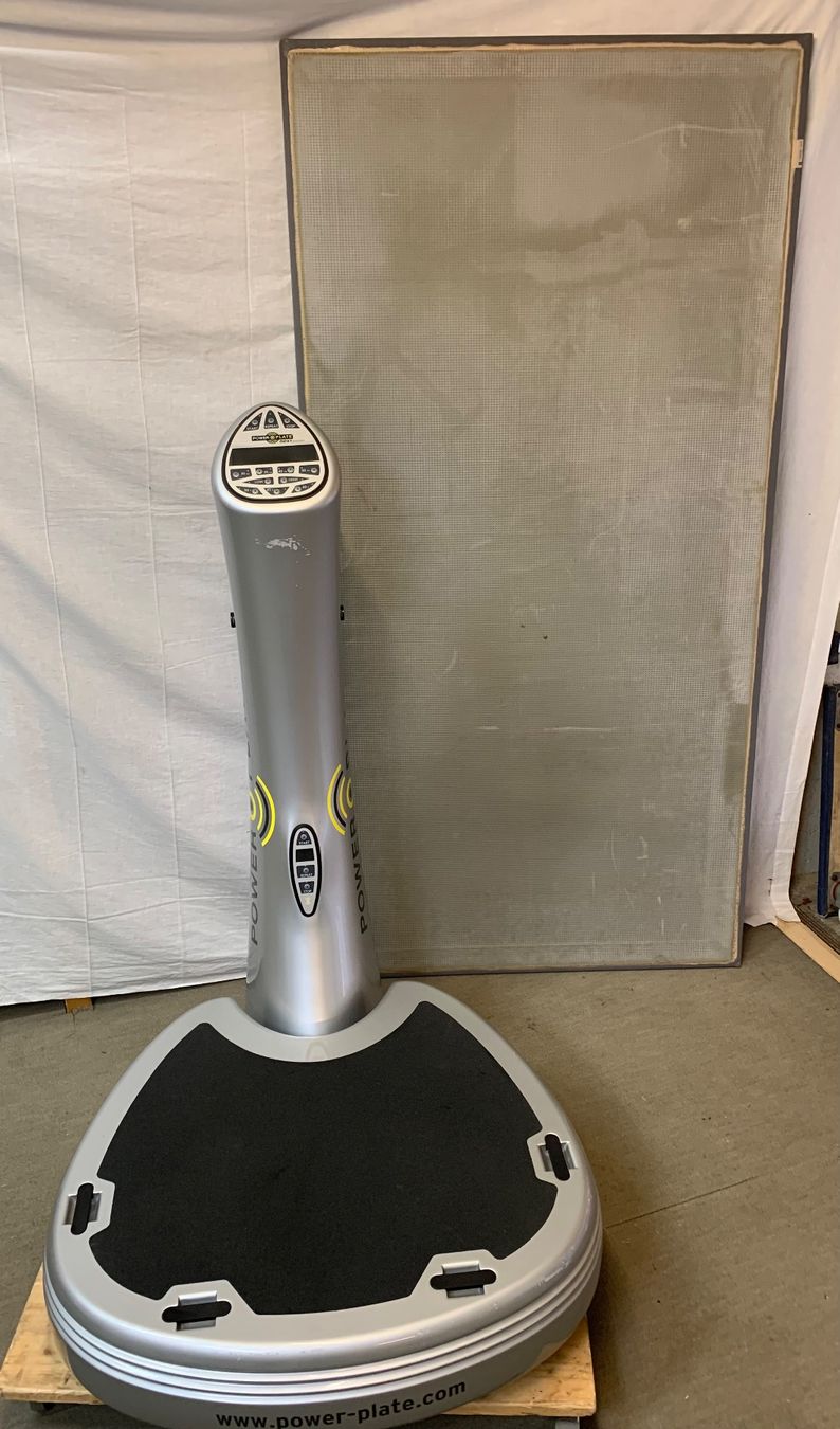 Power Plate Hometrainer: Original Power Plate Next Generation! – Usato da Brunnen venduto da Allerwaren 9