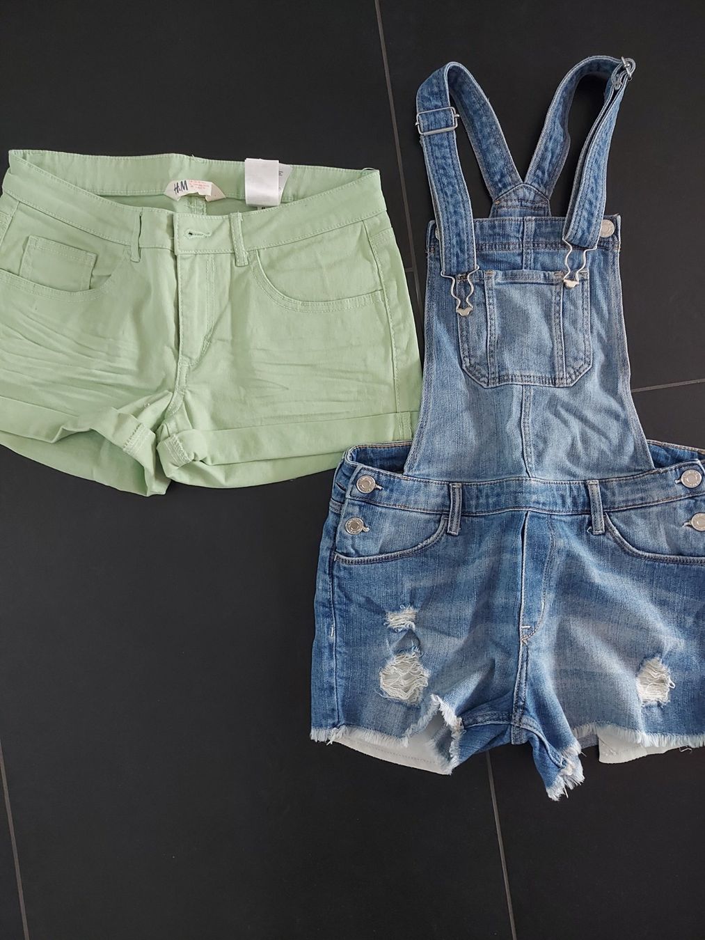 Lotti & Set di vestiti: Shorts Mädchen – Usato da Wittenbach venduto da pambob 1