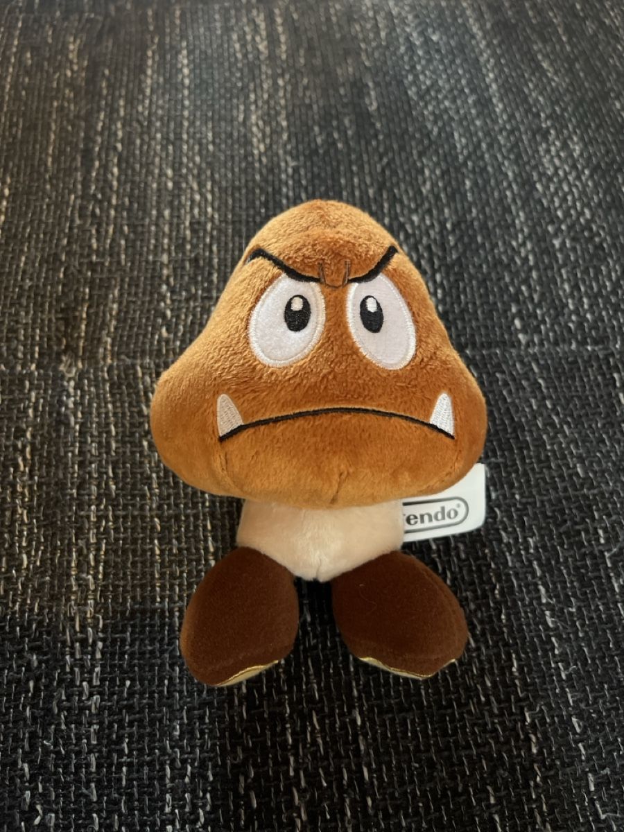 Nintendo Giocattoli: Gumba Nintendo Plüschtier – Nuovo (secondo la descrizione) da Einsiedeln venduto da sandramon