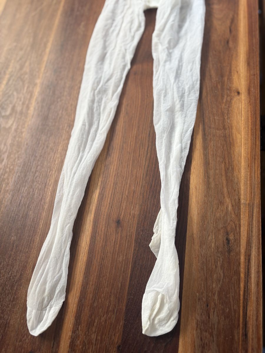 Calze & Collant: Weisse Damenstrumpfhose Grösse S / 14+ – Usato da Beromünster venduto da msklef 1
