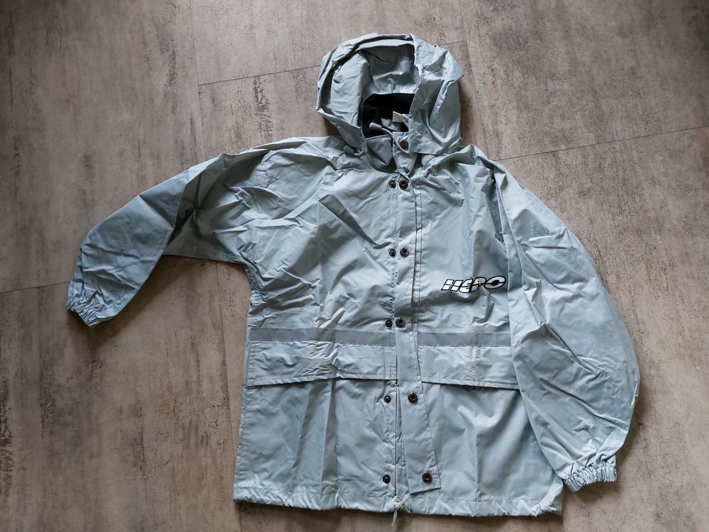 schönes Regenkombi/Regenanzug(Regen-Jacke/Hose),