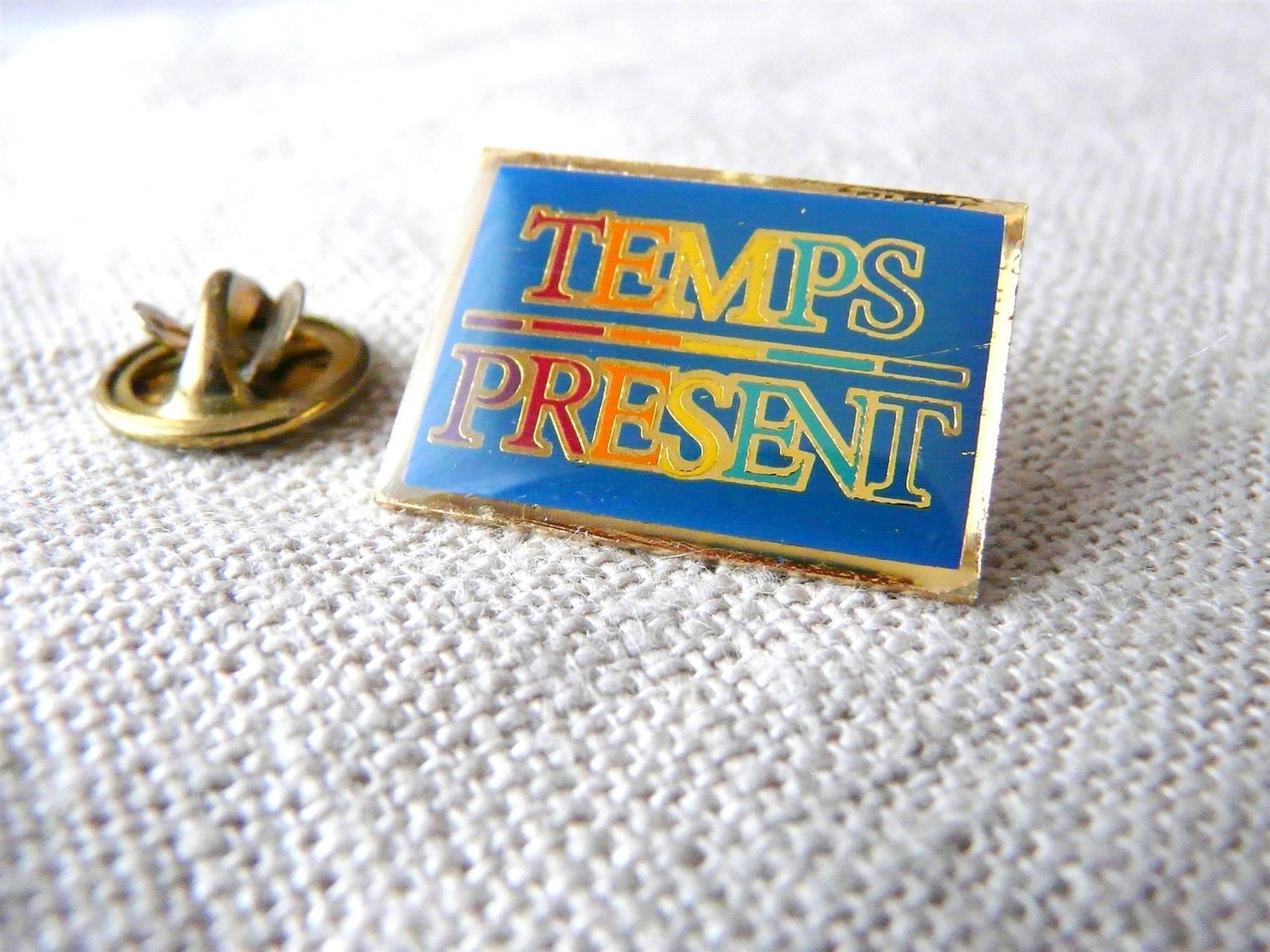 Placchette & Badge: • Temps Présent TV programme TSR RTS télé medias   pin E1.33 – Usato da Pully venduto da websurfer1 2