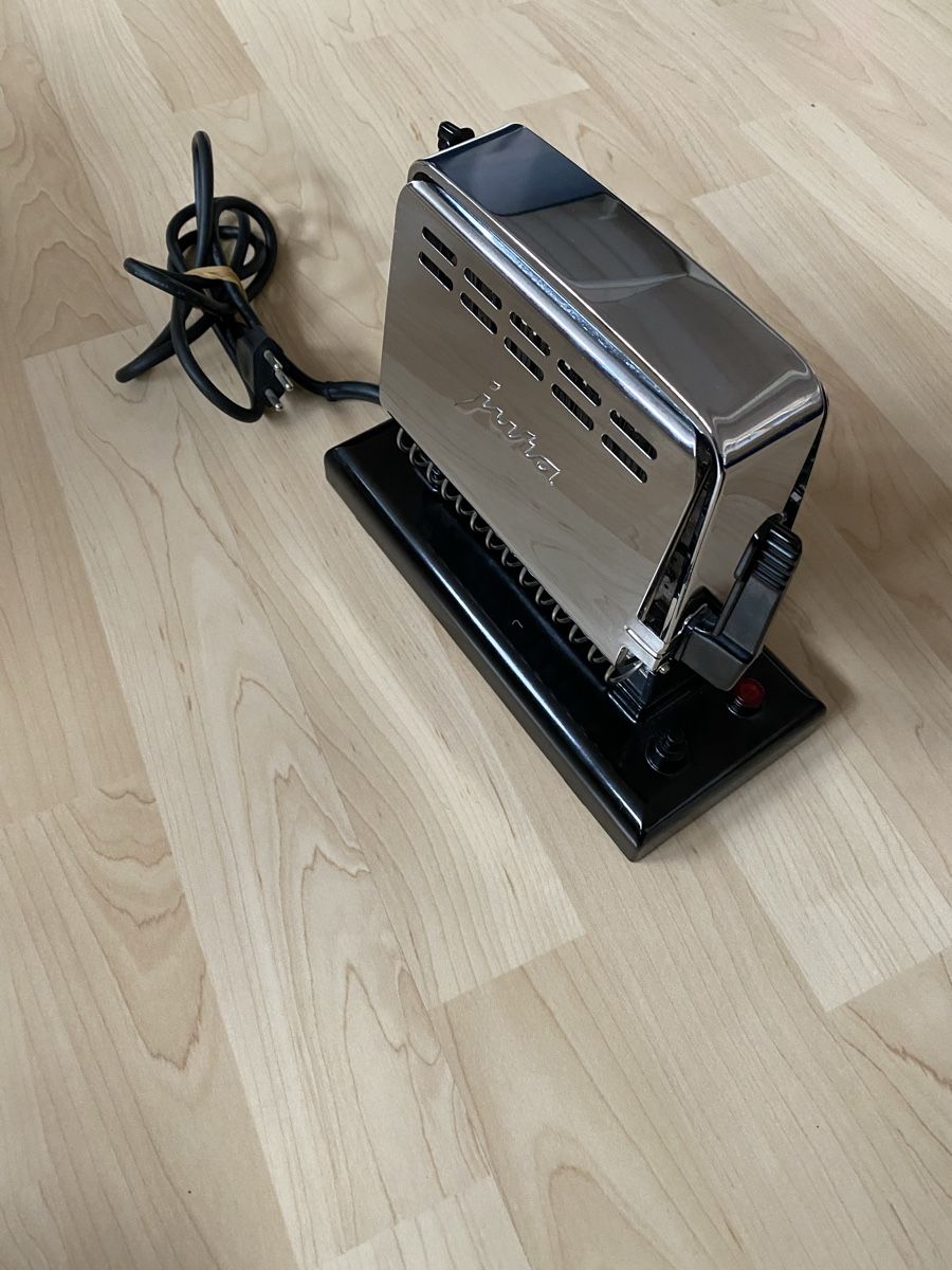 Jura Küchengeräte: Toaster Jura Typ 150 absolut neuwertig – Gebraucht aus Luzern von Harikan