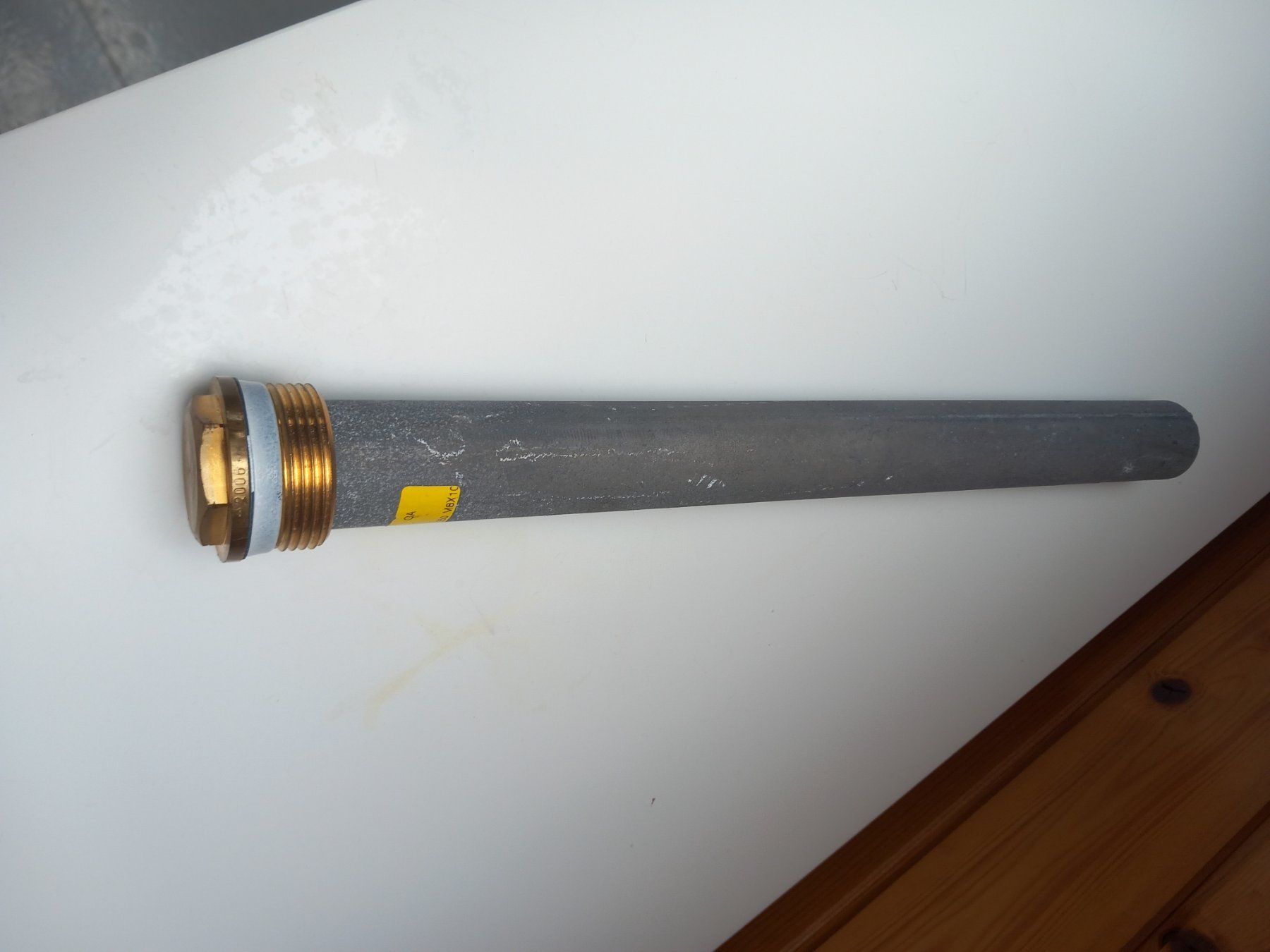 Sanitari: Anode für Boiler – Nuovo (secondo la descrizione) da Huttwil venduto da suiprerrib 1