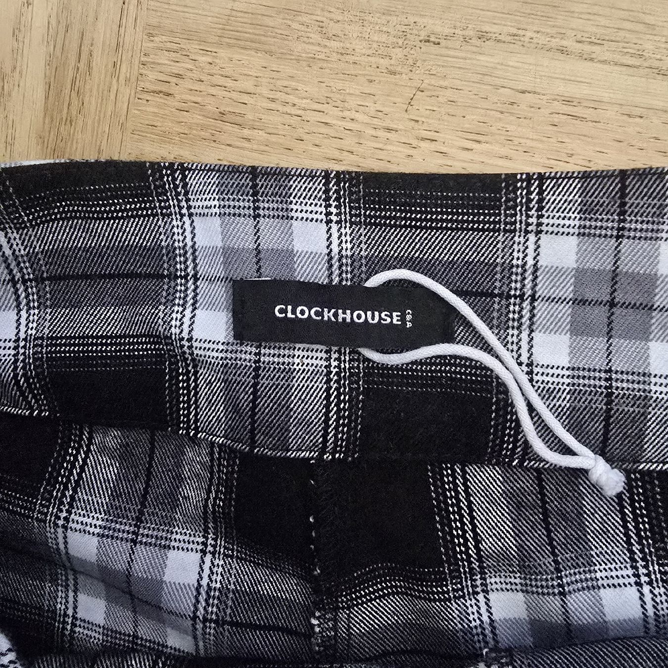 C&A Gonne: Clockhouse Plaid Mini Skort (size 42) – Usato da Basel venduto da DaniJohni 3