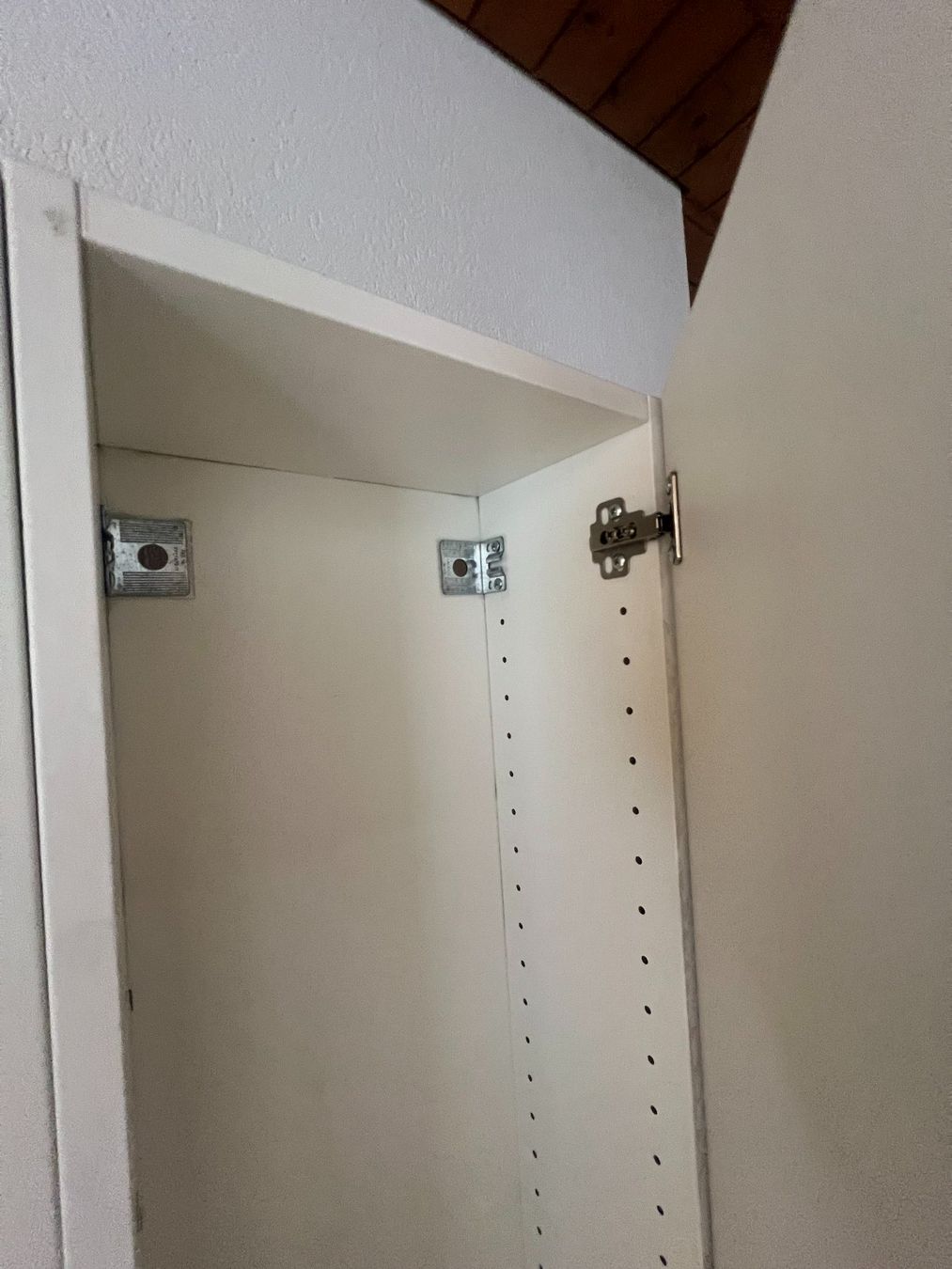 Regale: Regal mit Spiegel weiss 5 Fächer Höhe 200cm – Gebraucht aus Appenzell von oli_8dbc 3
