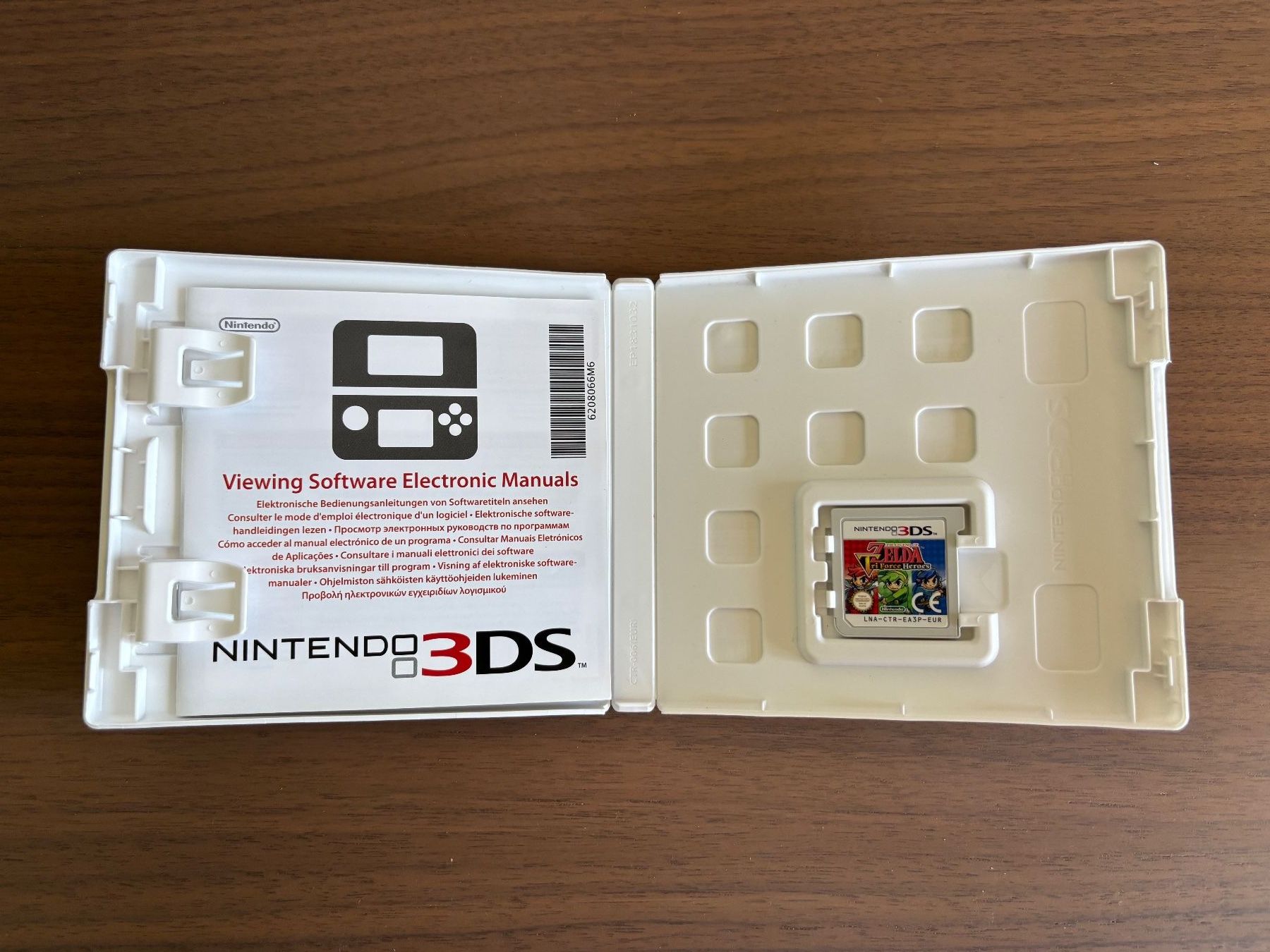 Nintendo Giochi: Zelda Tri Force Heroes [3DS] – Usato da Killwangen venduto da Ryusens 2