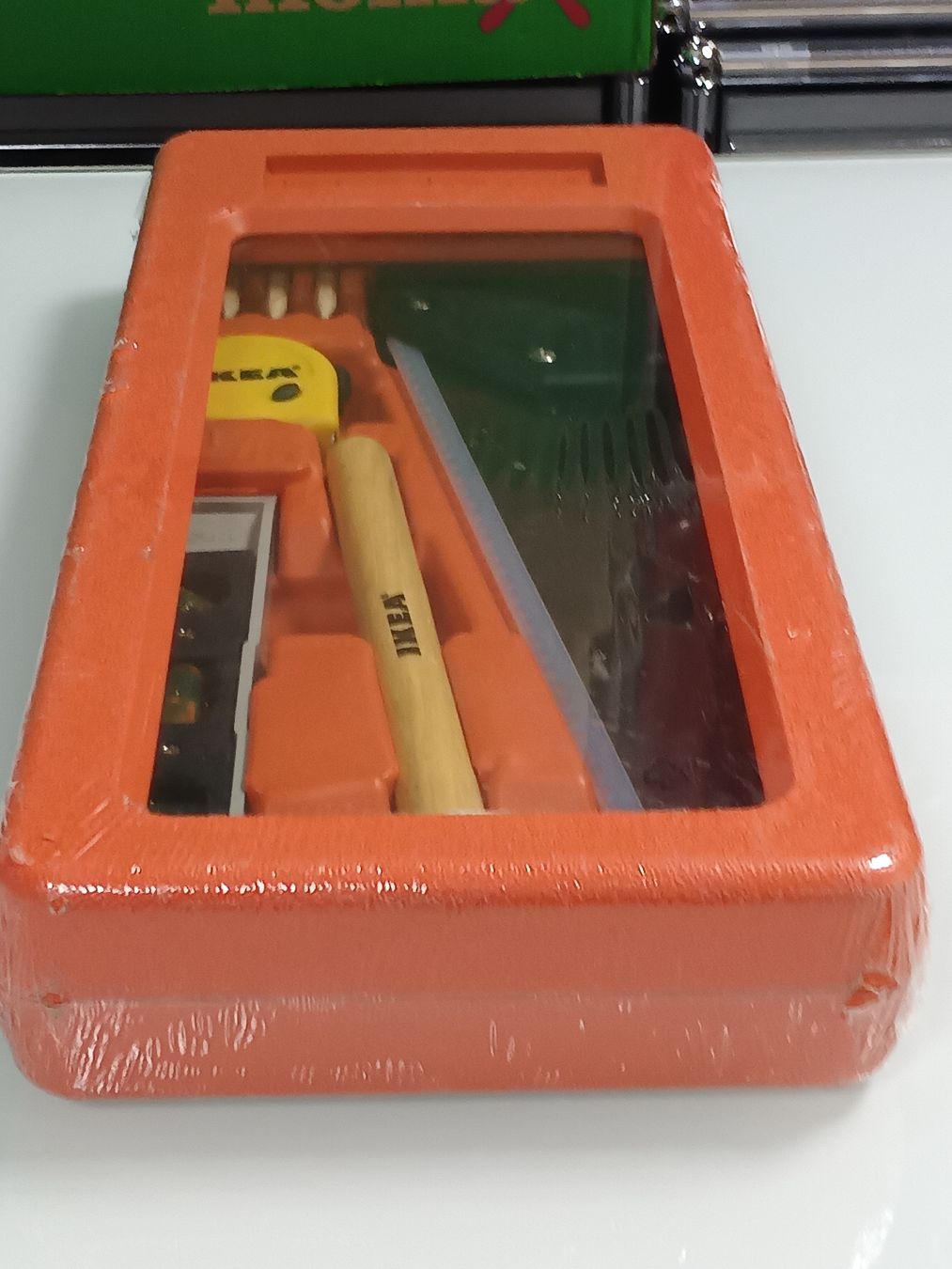 Alle Werkzeuge: Neue, gefüllte Werkzeugbox – Neu und originalverpackt aus Zürich von Mitzi6 1