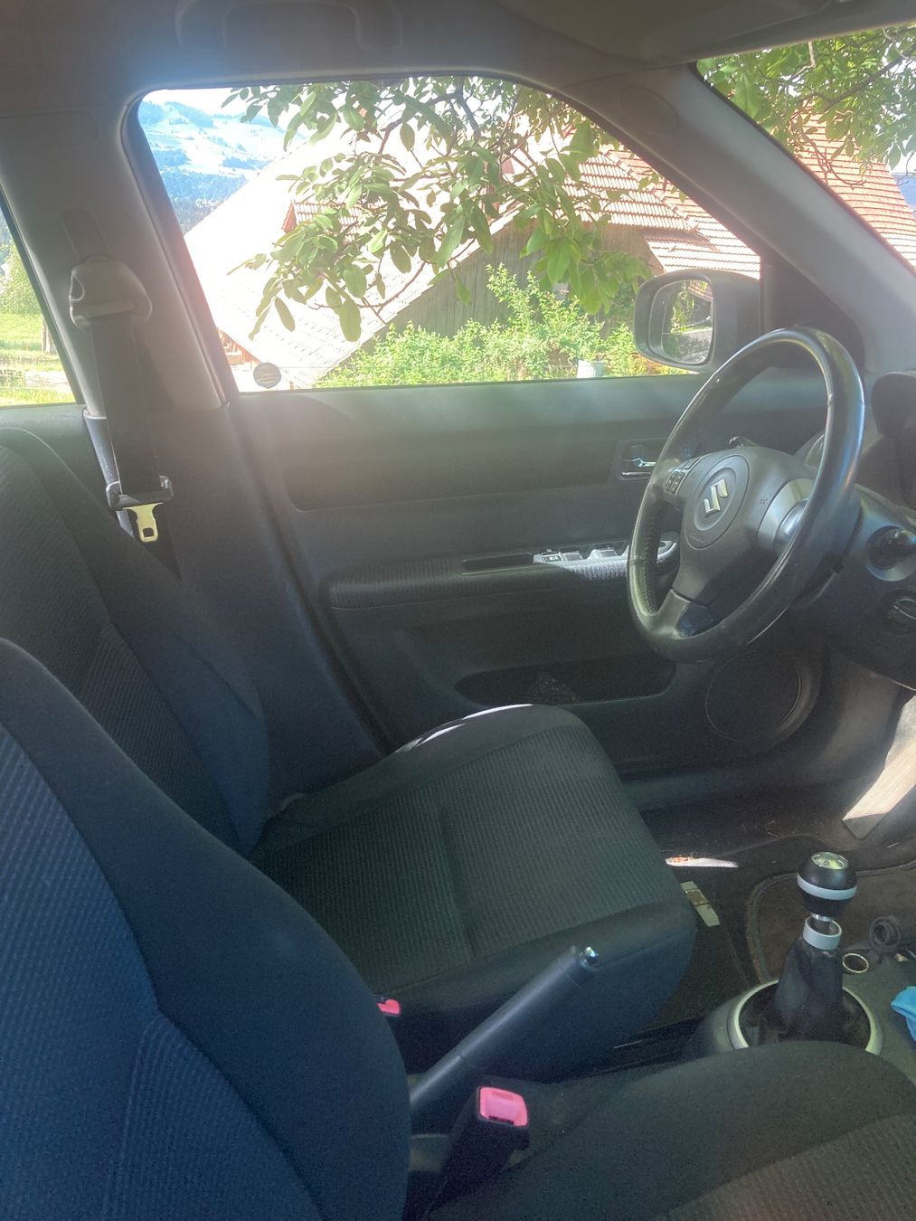Suzuki Autos: Suzuki Swift 4x4 Pitzbuin – Defekt aus Heimenschwand von Beuggerts 7
