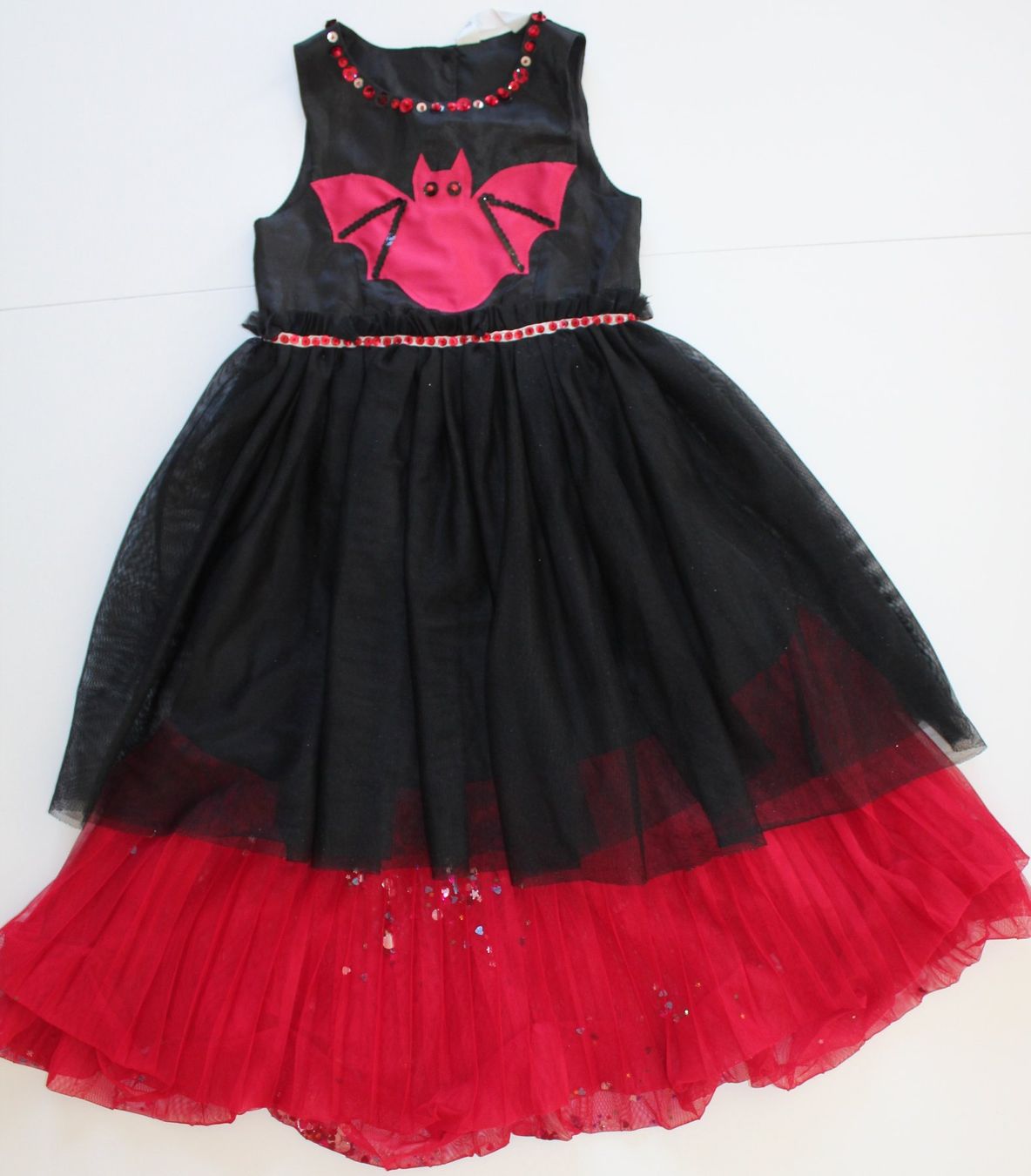 Kostüme: Costume sorcière - vampire / Hexe - Vampir t. 110 – Gebraucht aus Peseux von CoolShoping 1