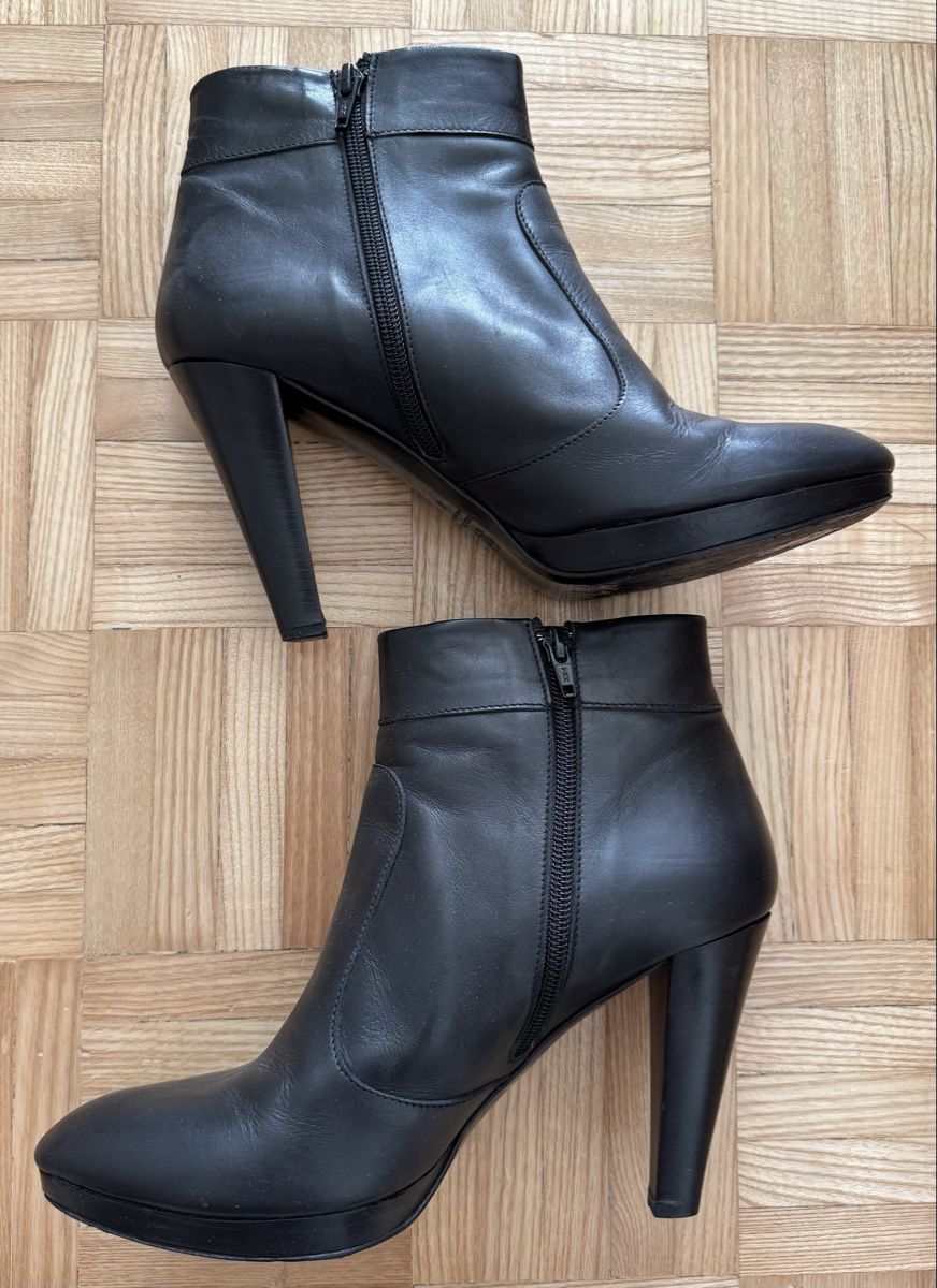 Navyboot Scarpe da donna: Navyboot Ankle Boots Gr.41 – Usato da Uster venduto da Coco101 1