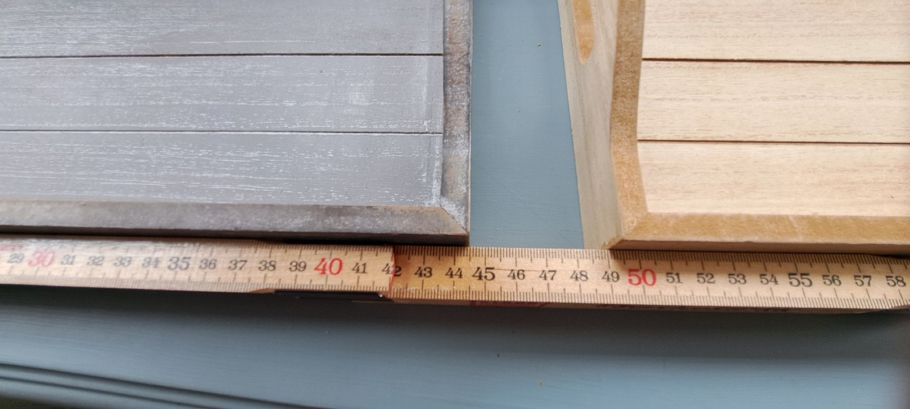 Servierplatten: 2 Holztabletts Serviertablett Grau/Natur – Neu (gemäss Beschreibung) aus Langrickenbach von Eve088 2