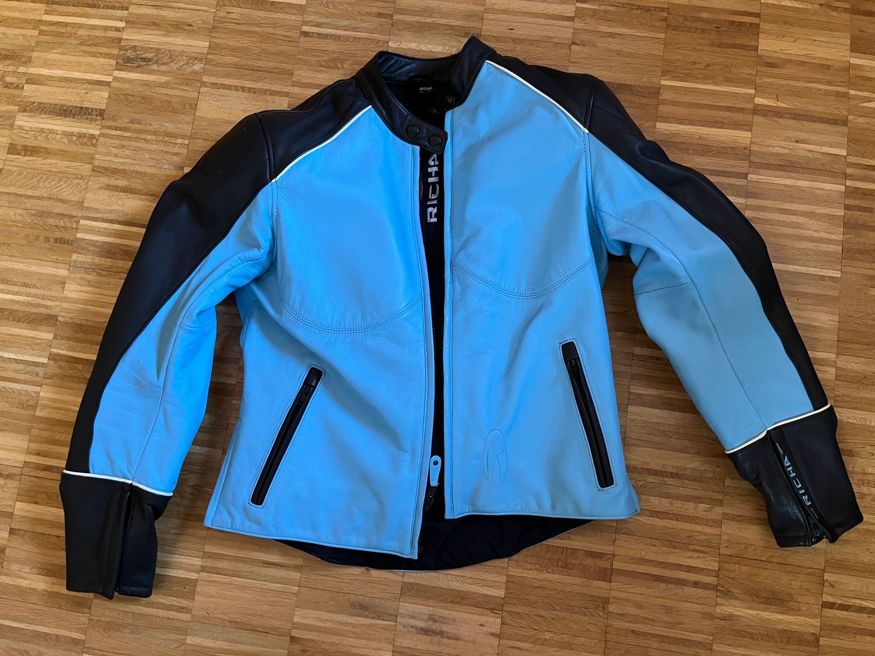 Giacche: Damen Lederjacke RICHA – Nuovo (secondo la descrizione) da Haldenstein venduto da Zunggi