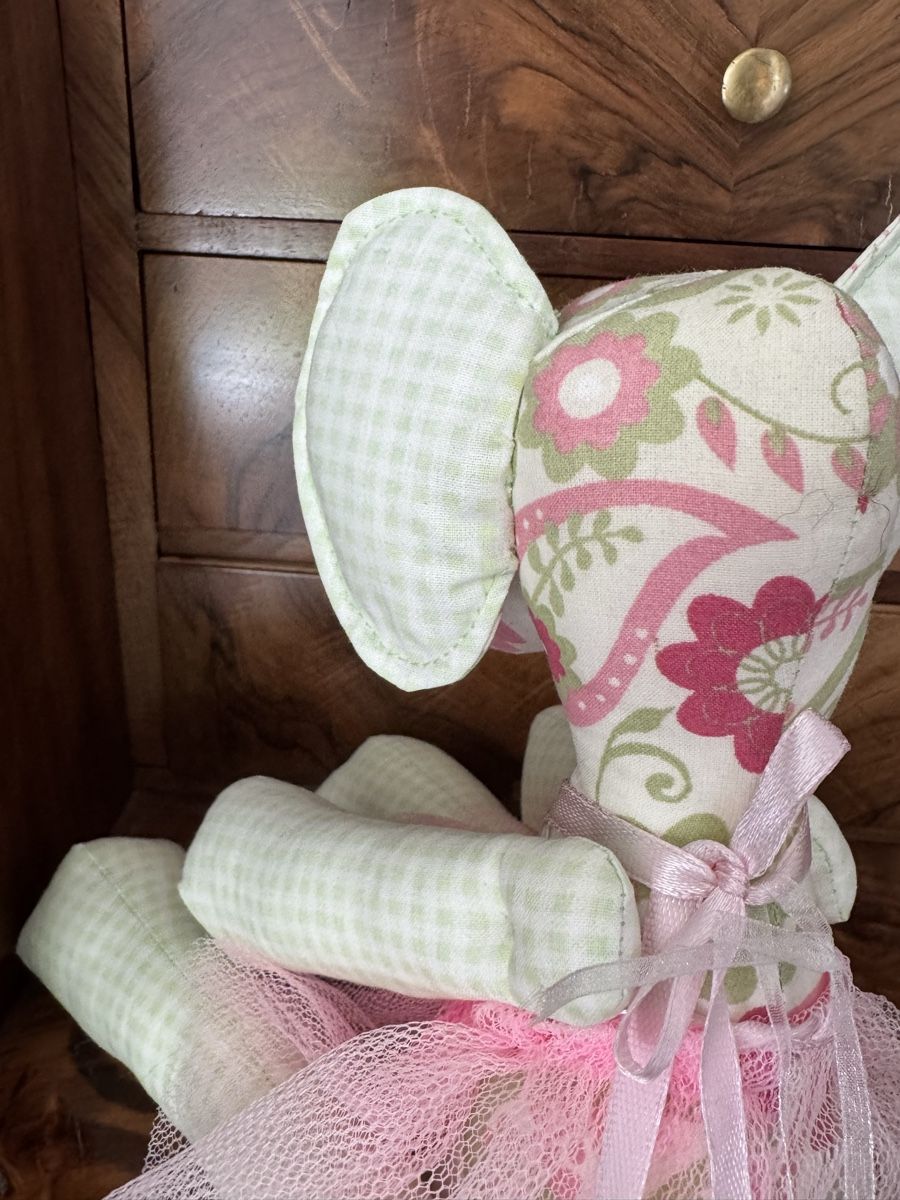Giocattoli: Stoffelefant Handmade, Geburtsgeschenk, orig. Tildamuster – Nuovo e nell'imballaggio originale da Lotzwil venduto da Tgdromad 1