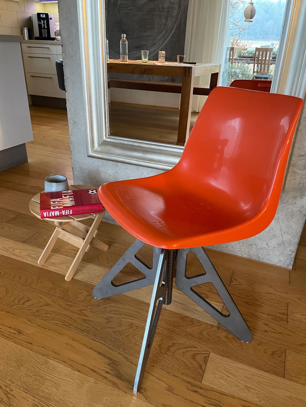 Stühle: 6er-Set Stühle, Letzigrund Sitzschale, Barhocker – Neu (gemäss Beschreibung) aus Bern von flo_68xd