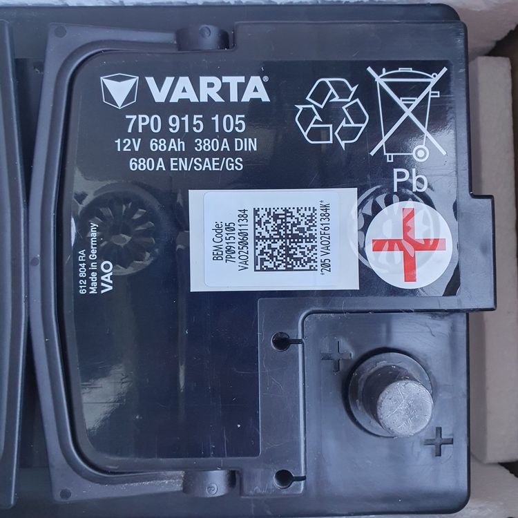 Varta AGM Batterie Ausbau : Batterietausch 7P0 915 105 : louk