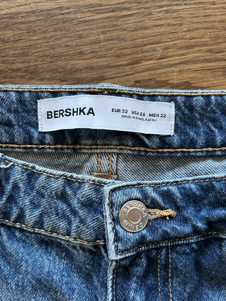 Bershka Jeans: Bershka Washed Jorts – Usato da Schlieren venduto da genug43 3