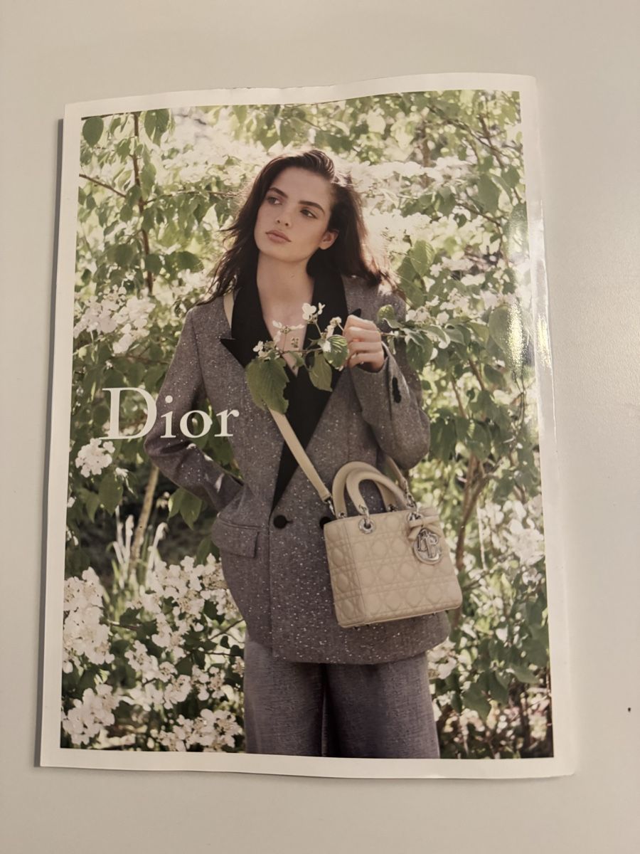 Riviste & Magazine: British Vouge August 2026 – Usato da Suhr venduto da Snickers333 2