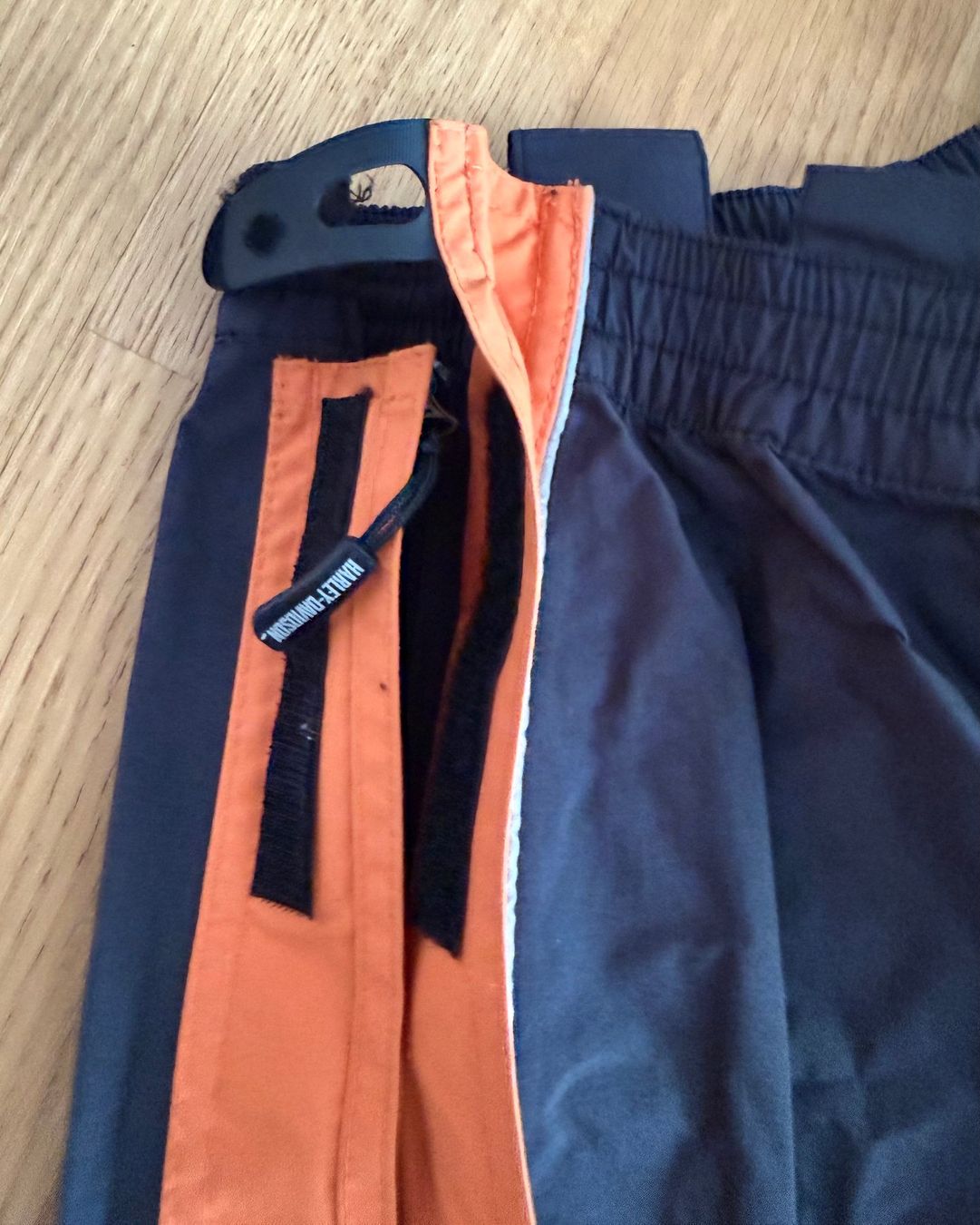 Harley-Davidson Hosen: Harley-Davidson-Damen-Regenhose Grösse M – Gebraucht aus Frauenkappelen von HDPerle 1