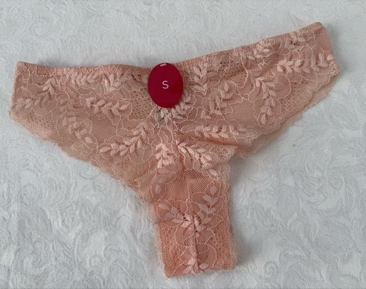 Altra biancheria intima: Slip mit Spitze Farbe Lachs Grösse S – Nuovo e nell'imballaggio originale da Urdorf venduto da Chapar