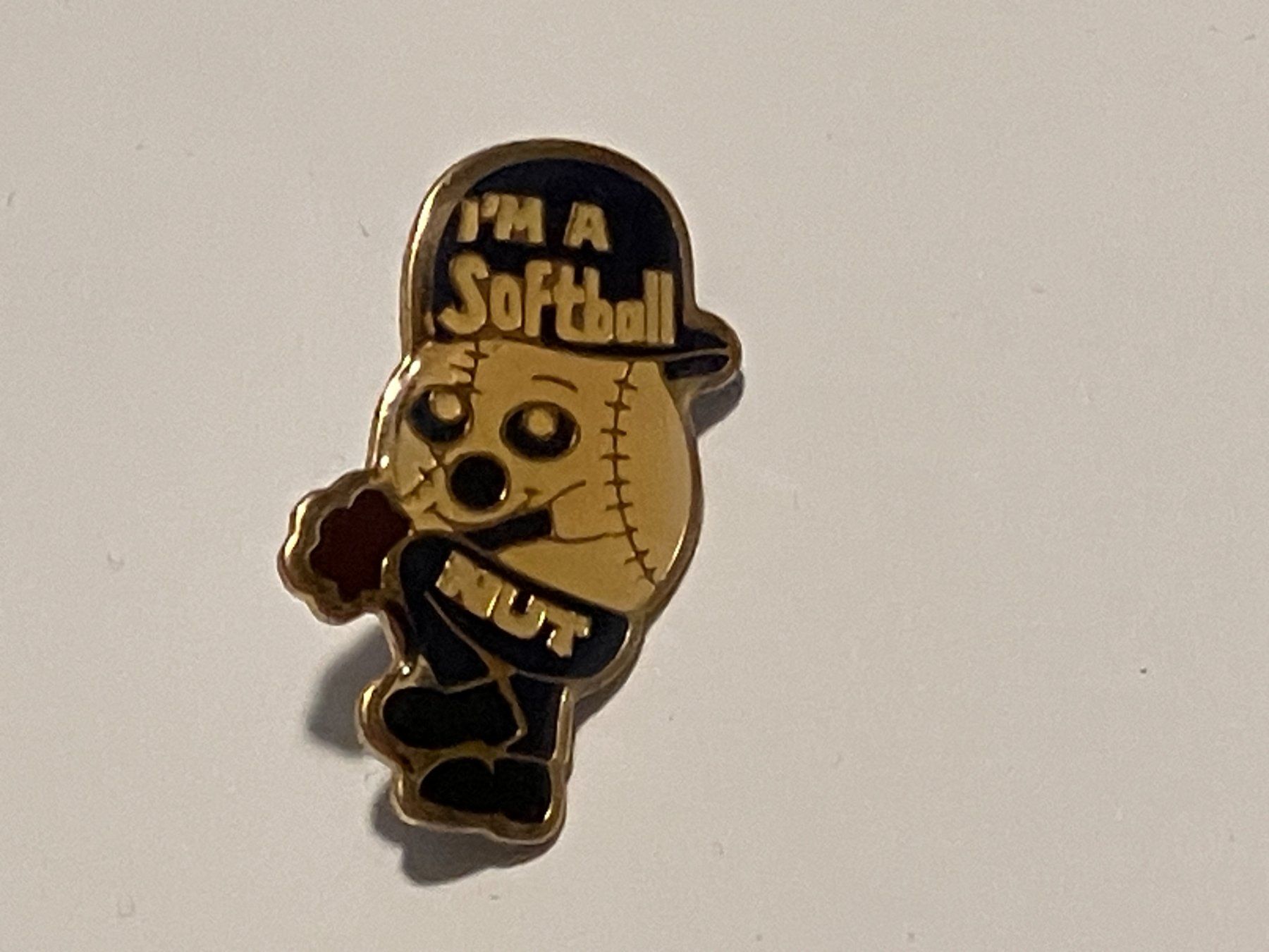 Plaquettes & Badges: 1 Pin I'm a Softball Nut – D'occasion à Basel par djwwpp