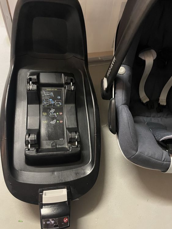 Maxi-Cosi Sièges auto: Maxi Cosi mit isofix Basisstation und Neugeborenen Einsatz – D'occasion à Rebstein par iri_7s8w 2