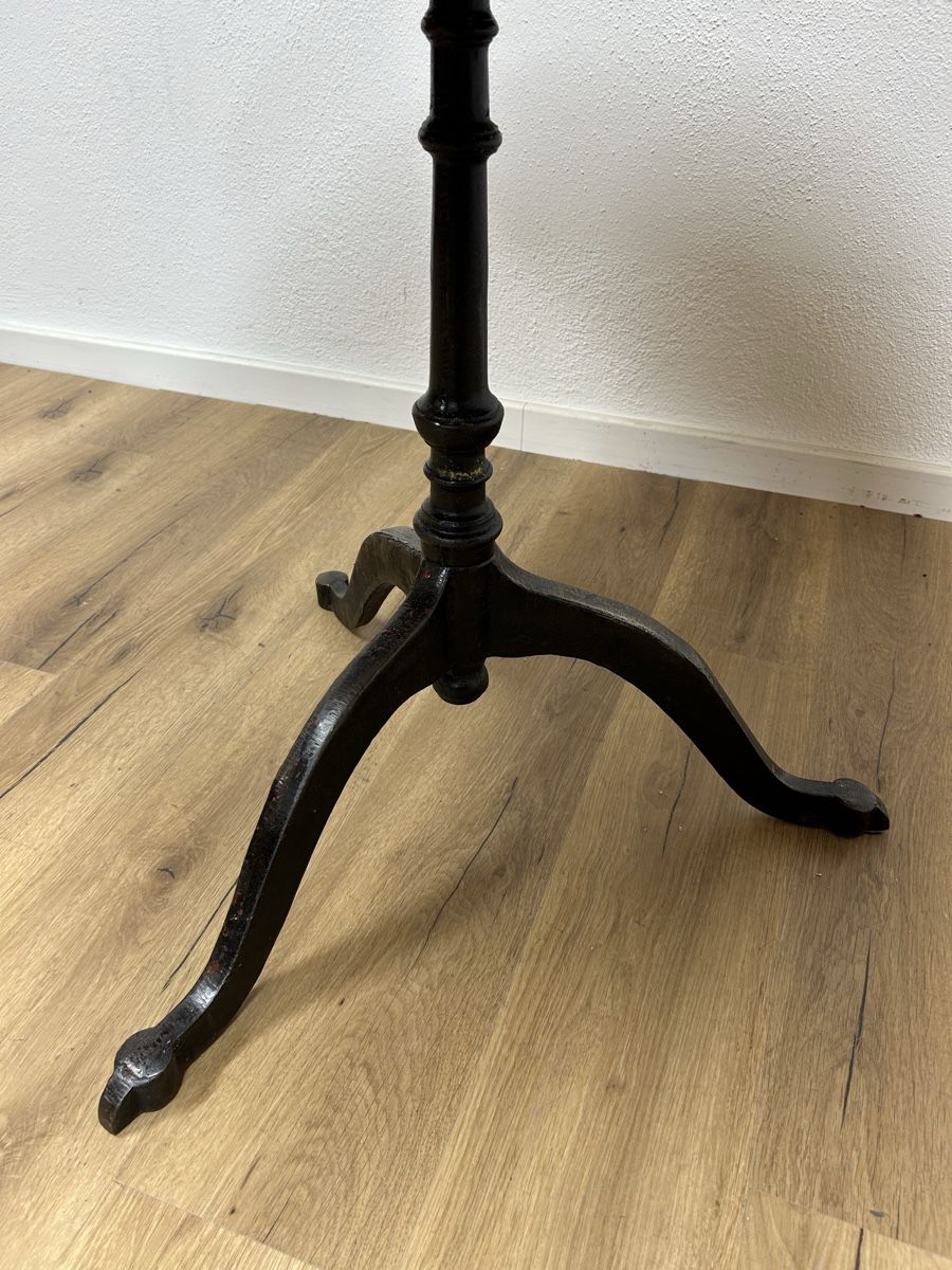Horgen Glarus Tavoli: Runder Beizentisch Nussbaum (100cm) – Usato da Basel venduto da MoebelSackmann 6