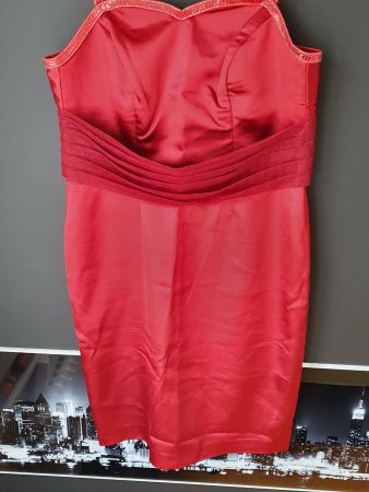 Robe de soirée courte bordeau taille 38