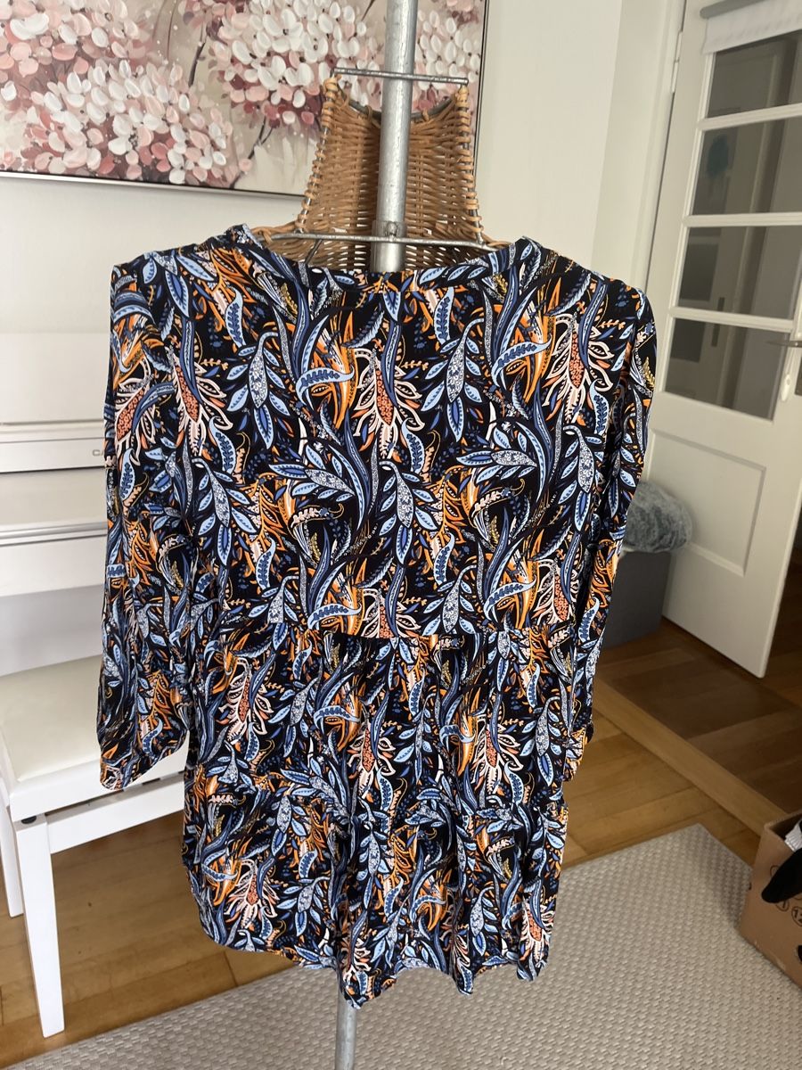 Tuniken: Bluse von comma, 38 – Gebraucht aus Solothurn von Bobesch08 2
