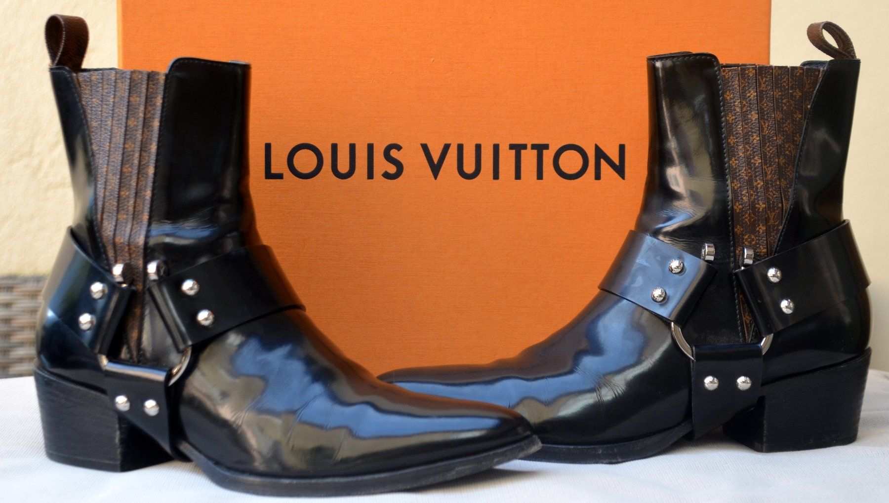 Louis Vuitton Scarpe da uomo: Louis Vuitton Rhapsody  Boots / bottes 38 – Usato da Collonges venduto da Auganien 2