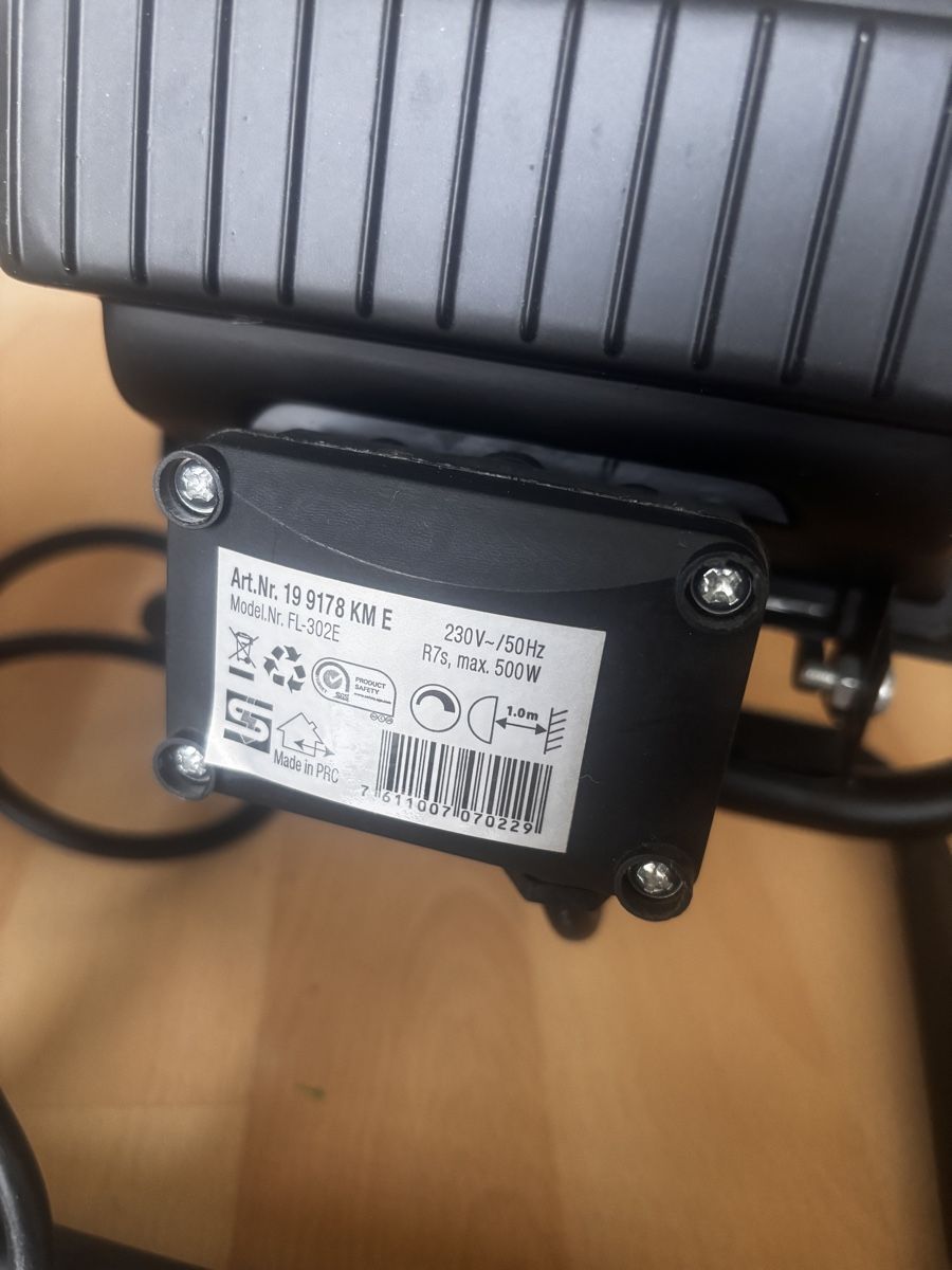 Lampade: 2er Set Baustrahler 500w, kaum benützt – Usato da Thun venduto da Gogan 1