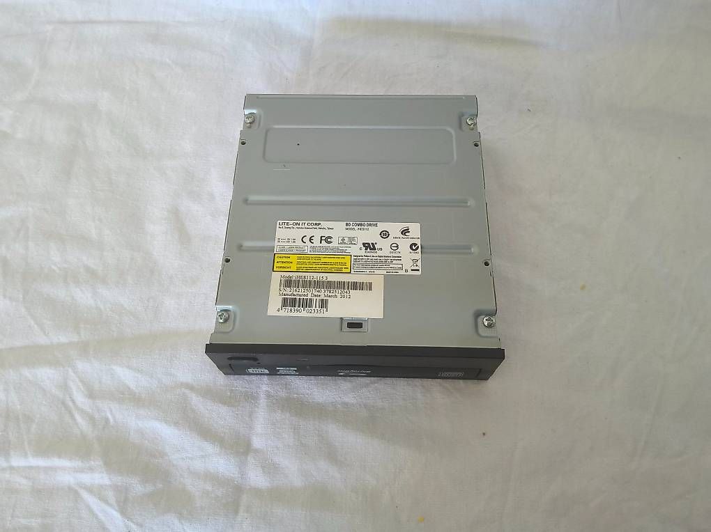 Composants électroniques: Graveur Blu-ray interne Lite-On, modèle IHBS112 – D'occasion à Lausanne par ber_qk5j 2